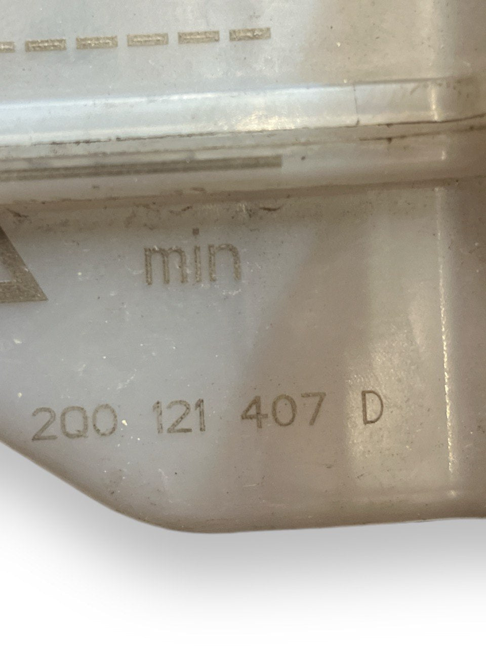 Vaschetta / Serbatoio Acqua Radiatore Volkswagen T-Cross (2019>) cod: 2Q0121407D