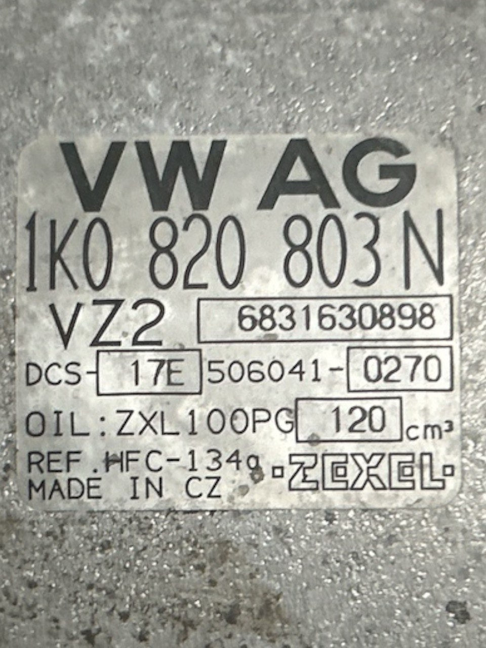 Volkswagen Tiguan (5N) 2.0 Diesel (2007 > 2015) cod.1K0820803N Compressore Aria Condizionata